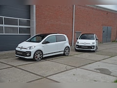 Volkswagen Up! - 1.0 TSI GTI 116 PK - 42.000 KM - 1 EIGENAAR - PANORAMADAK - PARKEERCAMERA - CLIMATRONIC