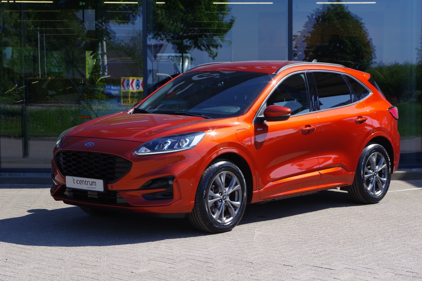 Ford Kuga - 2.5 PHEV ST-Line 2.5 PHEV 225 PK ST-Line, Winterpakket, Adap. Cruise Control, Camera, Sportstuur, Carplay, - AutoWereld.nl