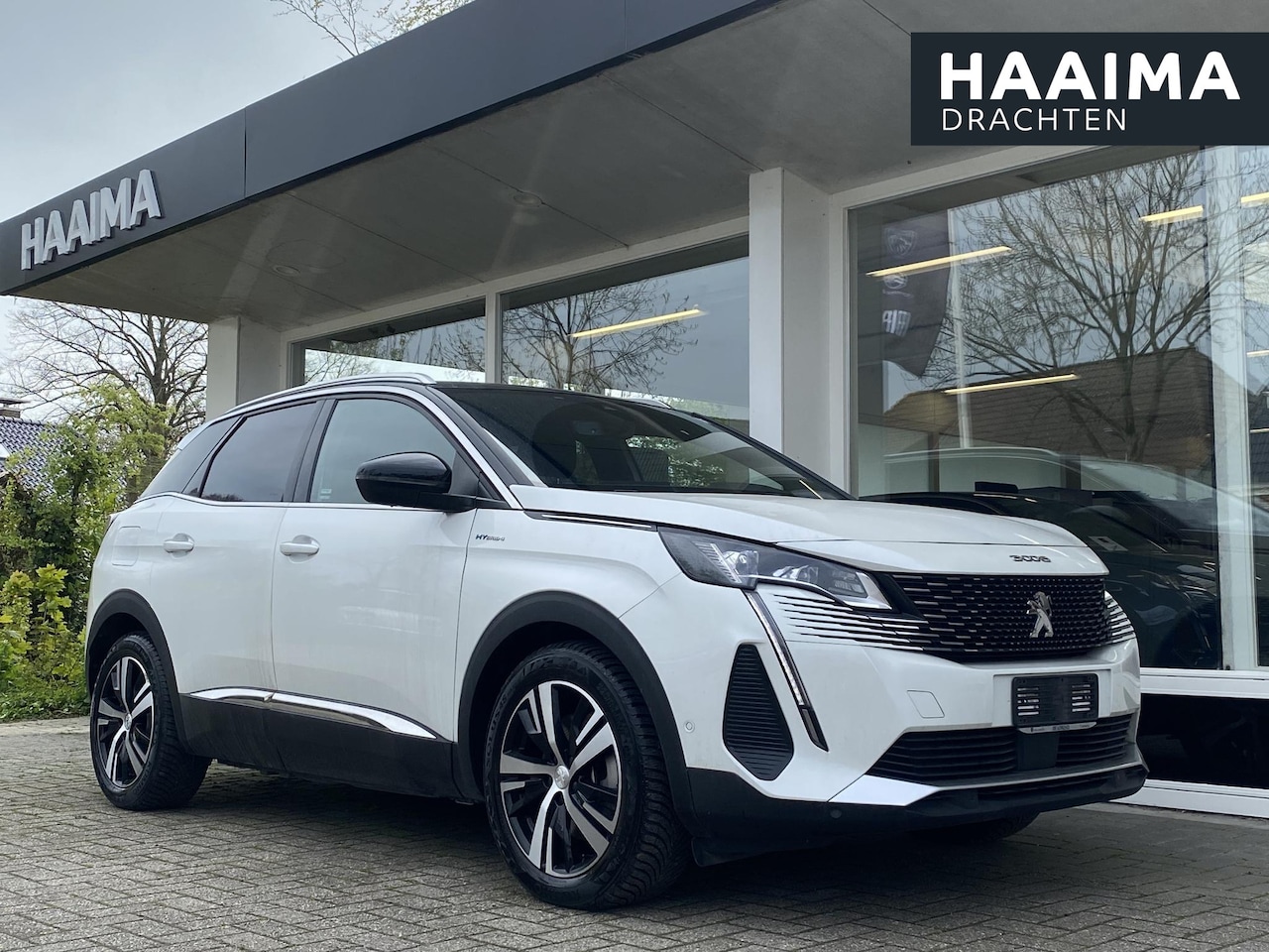 Peugeot 3008 - 1.6 HYbrid4 300 GT | Achteruitrijcamera | Navigatie | Adaptief Cruise Control | Keyless En - AutoWereld.nl