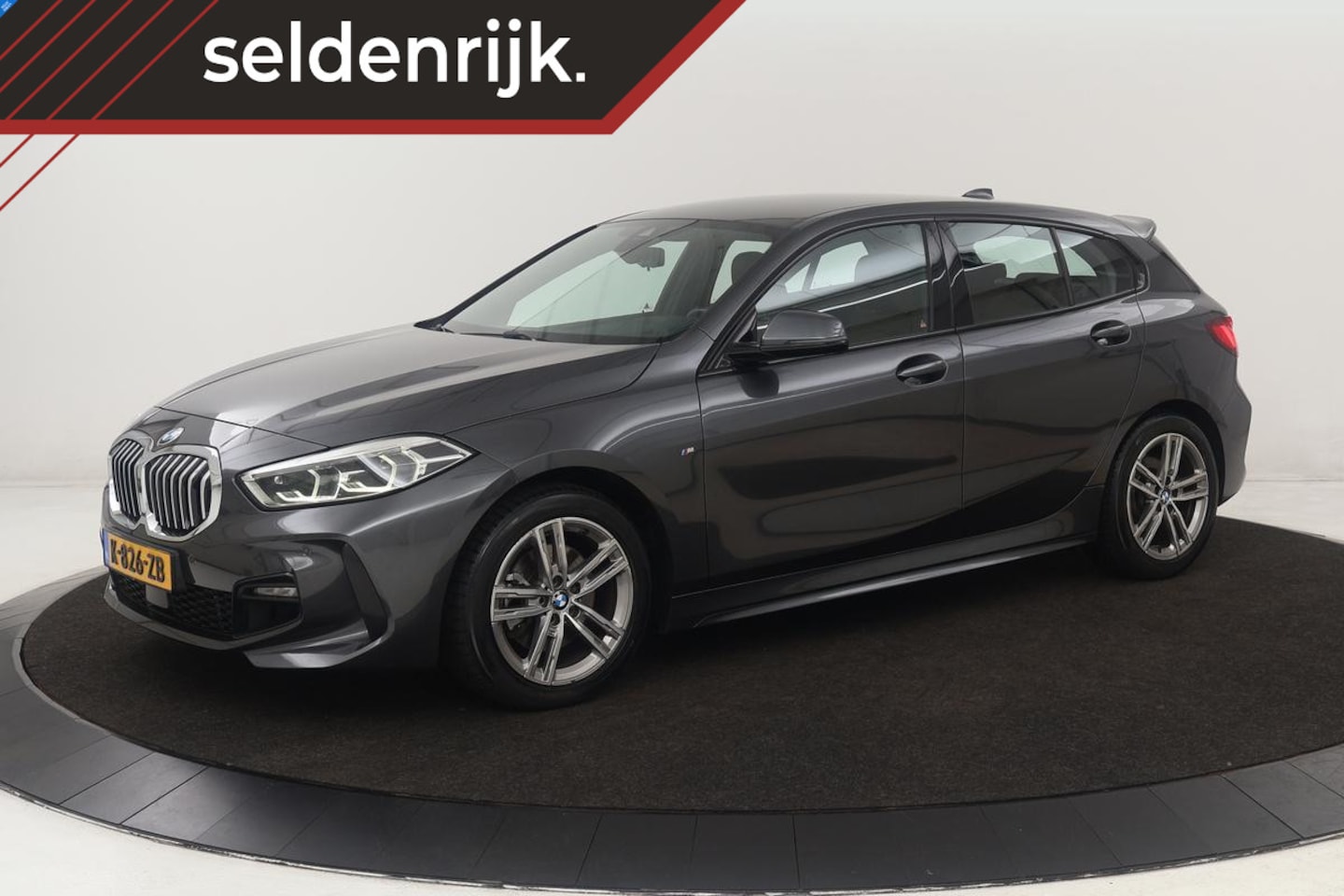 BMW 1-serie - 116i High Executive | M Sport | Leder | Stoelverwarming | Carplay | Full LED | Sportstoele - AutoWereld.nl