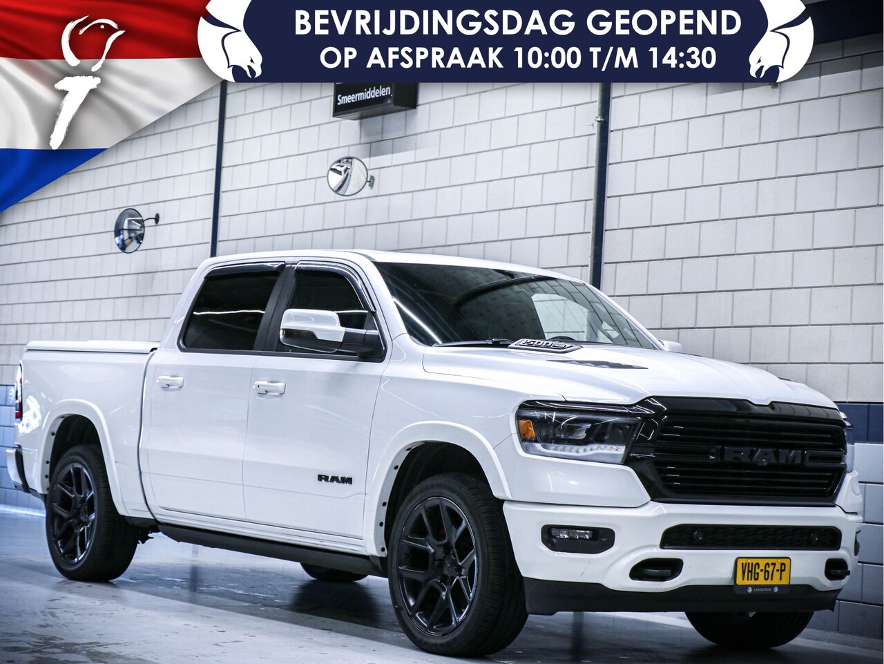 Dodge Ram 1500 - Laramie Night | Full options + Luchtvering | 5.7L HEMI V8 4x4 - AutoWereld.nl