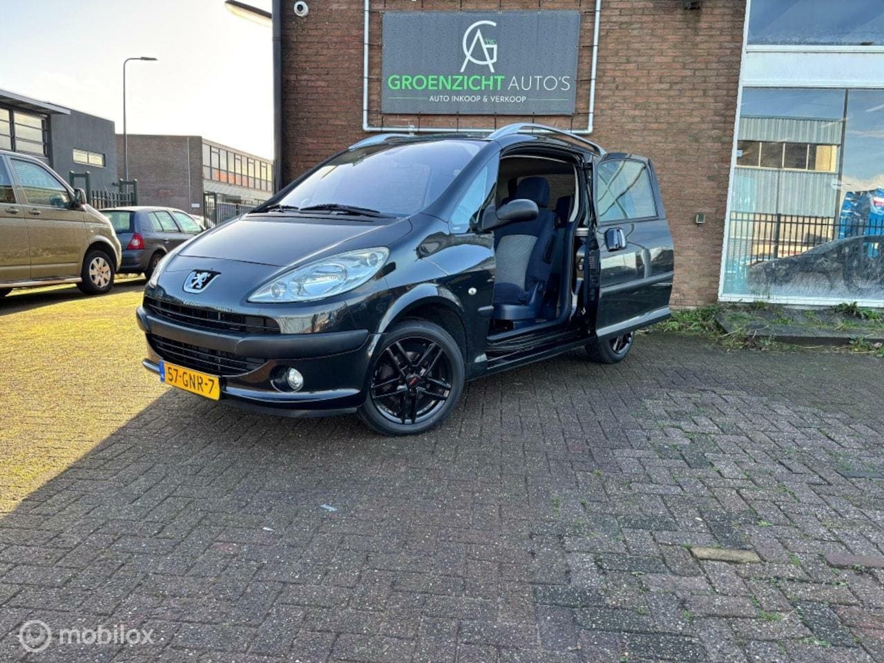 Peugeot 1007 - 1007|AIRCO|C.CONTROL|NIEUWE KOPPAPI 1.4-16V Gentry - AutoWereld.nl