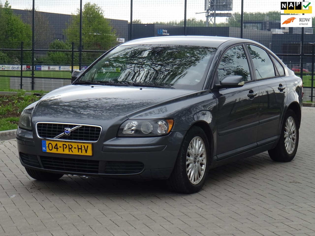 Volvo S40 - 2.4 Kinetic NAP/AIRCO/CRUISE/APK 04-2026 - AutoWereld.nl