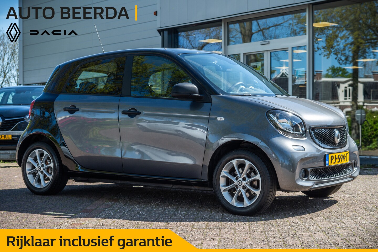 Smart Forfour - 1.0 Pure | Lichtmetalen velgen 15" | Comfort pakket - AutoWereld.nl