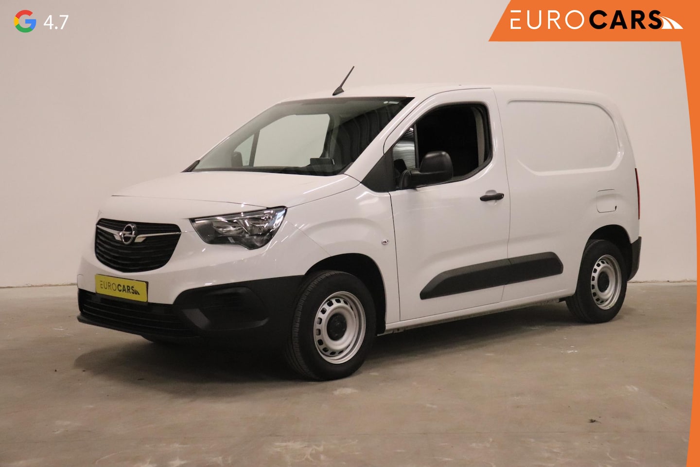 Opel Combo - 1.5D 102pk L1H1 3-zits Navigatie Trekhaak Airco Parkeer sensoren Betimmering - AutoWereld.nl
