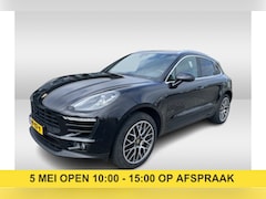 Porsche Macan - 3.0 D S / Trekhaak / Panoramadak / Camera / Luchtvering / 20'' / Standkachel / Sportchrono