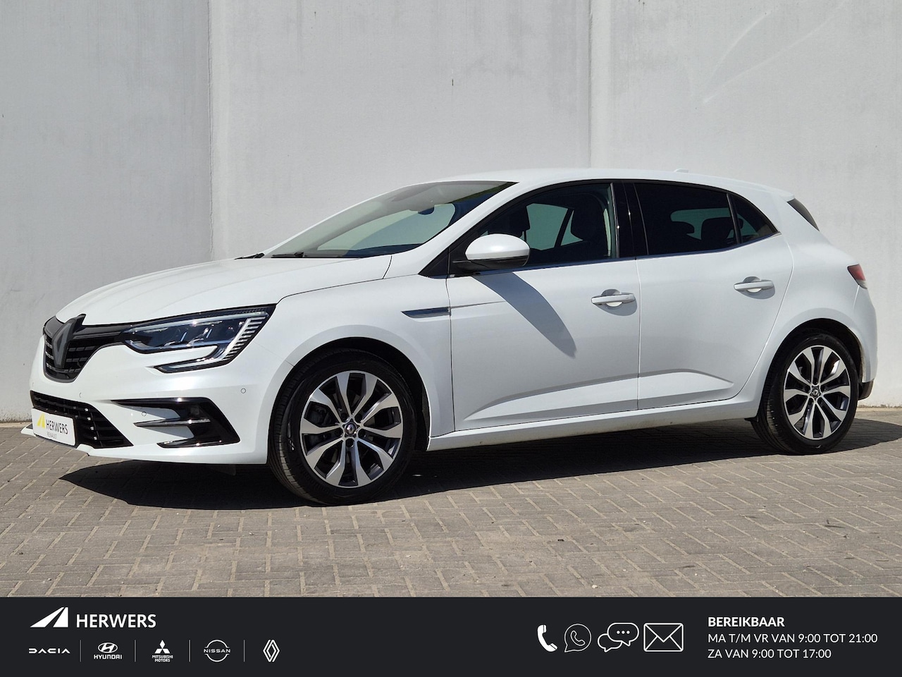 Renault Mégane - 1.3 TCe 159pk Automaat Business Edition One / Pack parking / Trekhaak Afneembaar / Stuur- - AutoWereld.nl