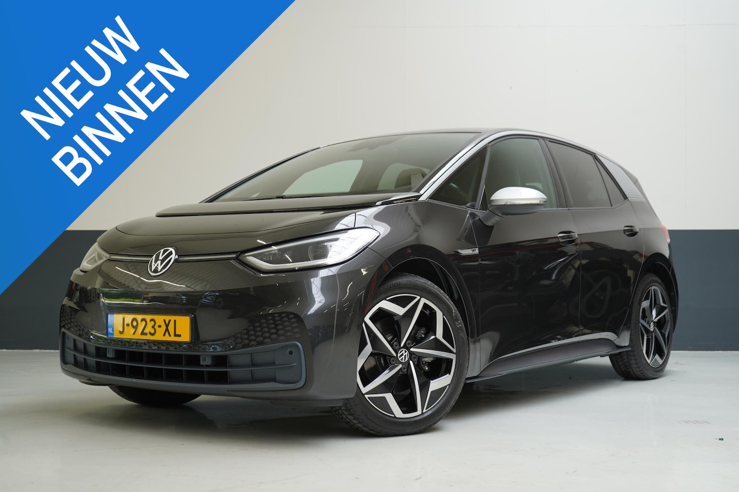 Volkswagen ID.3 - 204pk First Plus 58 kWh | Trekhaak voor fietsendrager | Navigatie | Climate control | Stoe - AutoWereld.nl