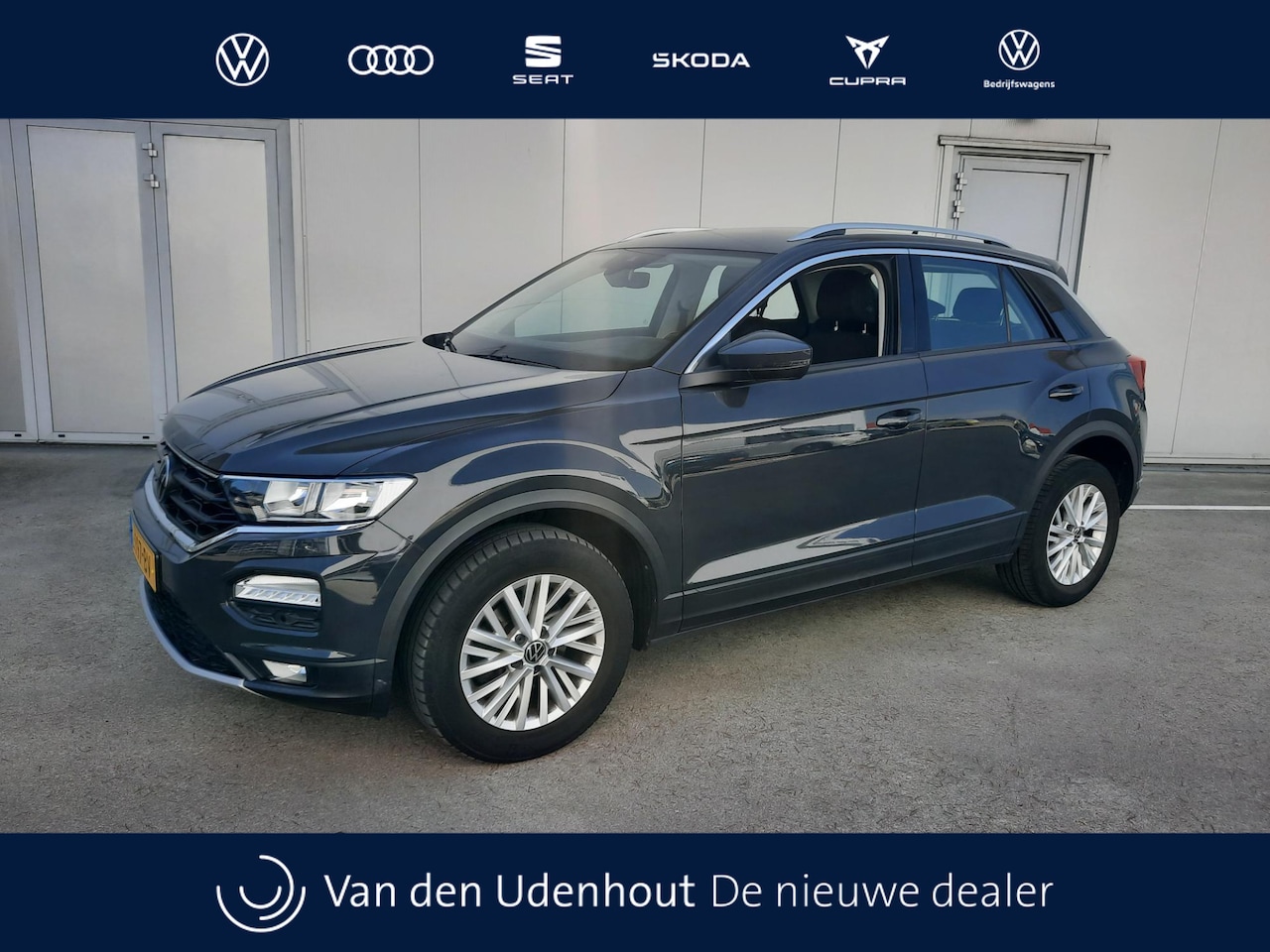 Volkswagen T-Roc - 1.0 TSI Style | Executive | Navi | App Connect - AutoWereld.nl