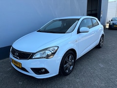 Kia Pro cee'd - 1.4 CVVT Seven - Airco - Navigatie