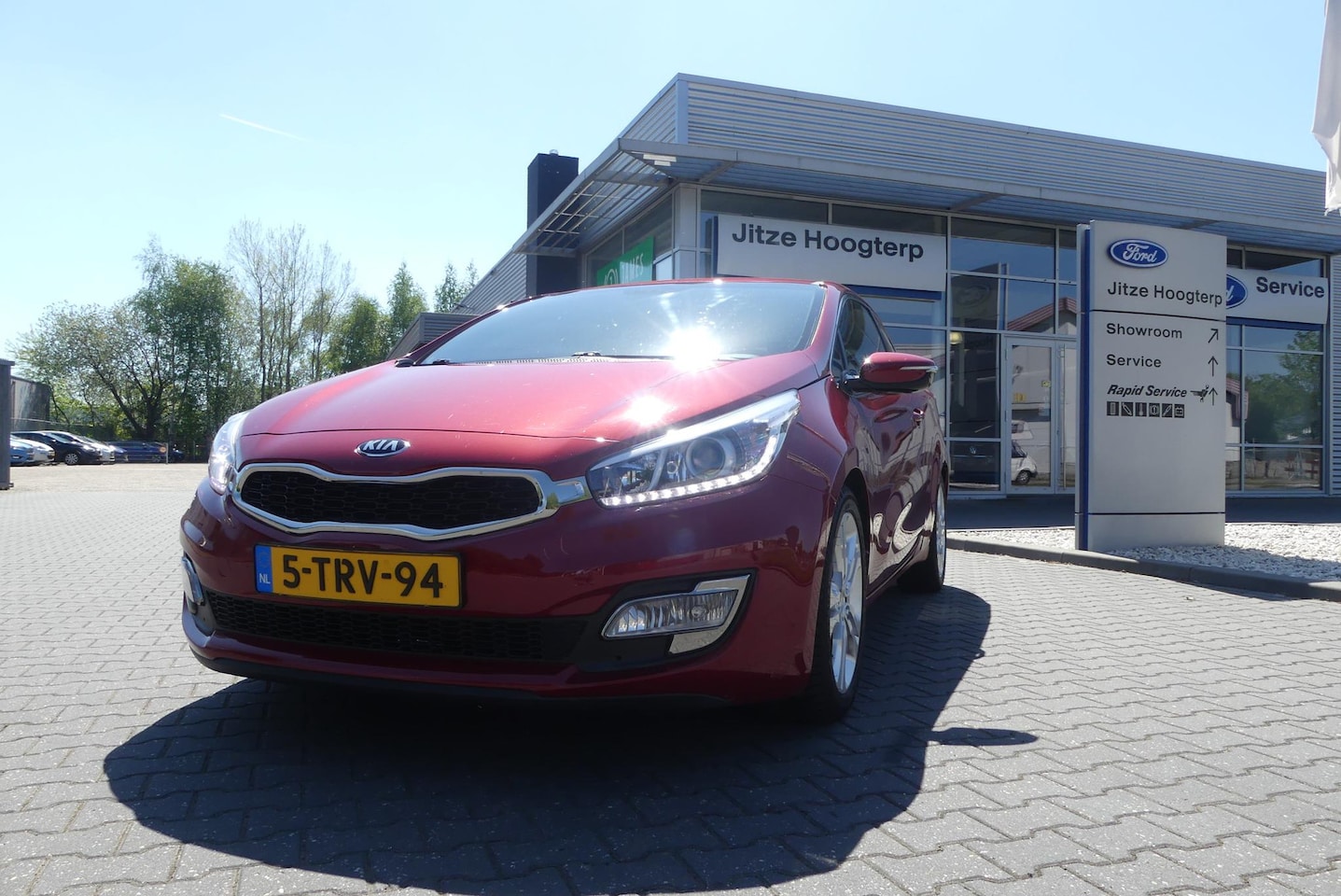 Kia Pro cee'd - 1.6 GDI Business Pack CRUISE, CLIMA, NAVI, CAMERA, STOELVERWARMING, 130.914KM - AutoWereld.nl