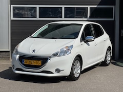 Peugeot 208 - 1.2 VTi Style Navi, Cruise Control, NAP