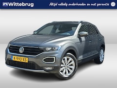 Volkswagen T-Roc - 1.5 TSI Sport DSG/ / Digitaal dashboard / LED / Luxe Sportint./ Camera / Navigatie / Trekh