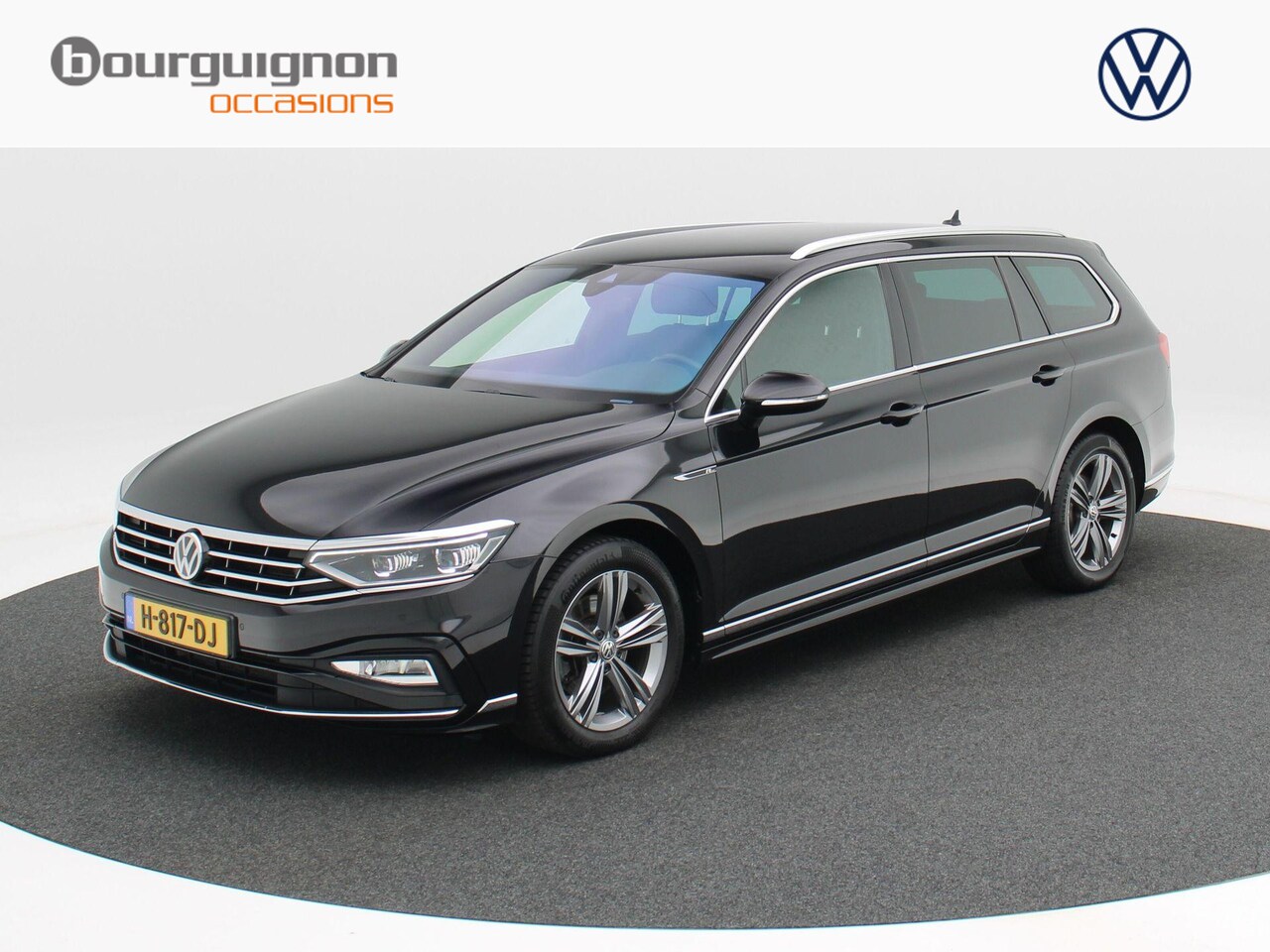 Volkswagen Passat Variant - 1.5 TSi 150 Pk Automaat R-Line | Adaptive Cruise | CarPlay | Navigatie | Bluetooth | Parke - AutoWereld.nl
