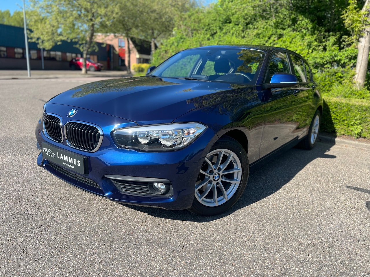 BMW 1-serie - 118i Advantage Automaat 136PK - AutoWereld.nl