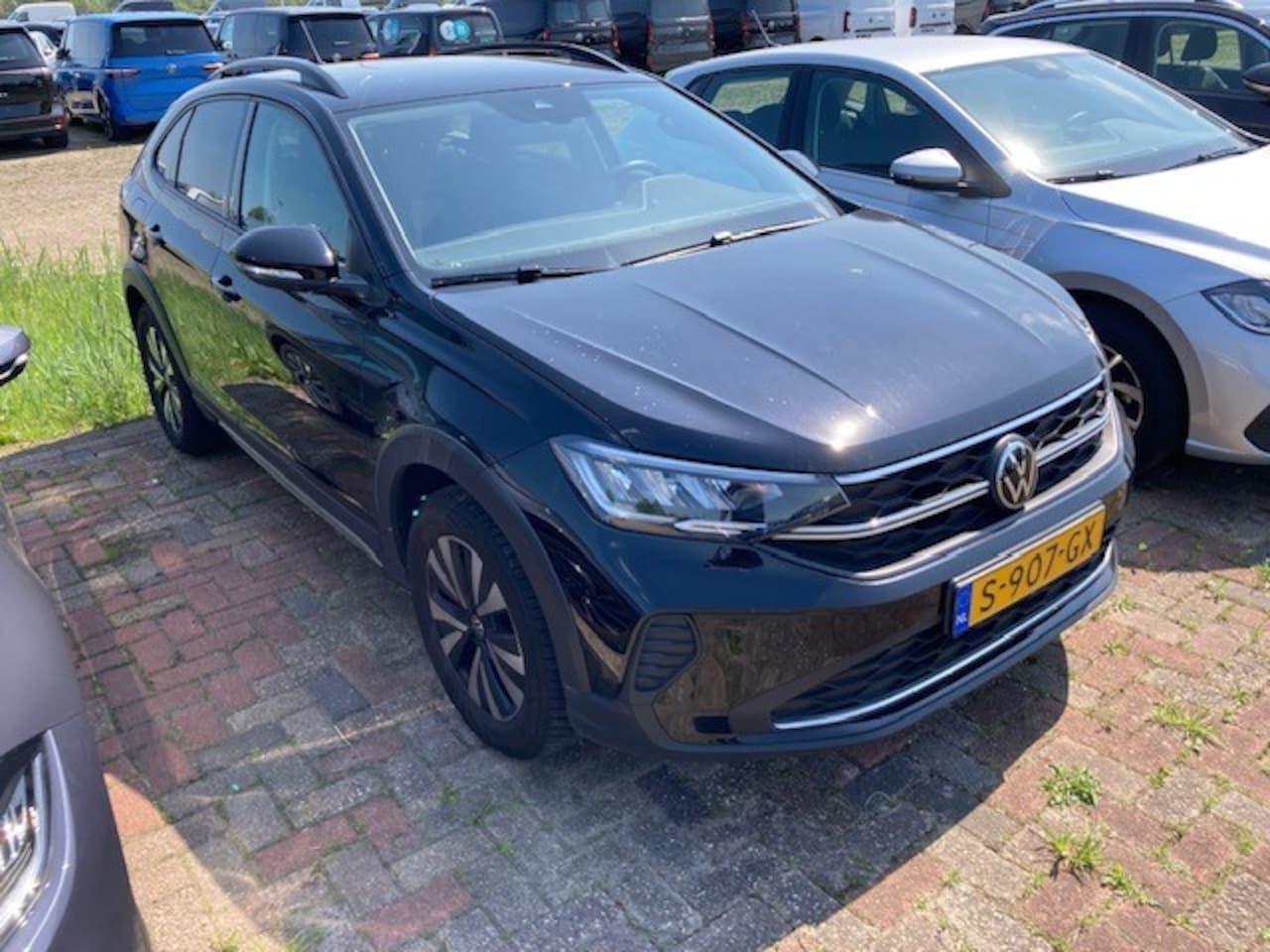 Volkswagen Taigo - 1.0 TSI Life Business 111pk DSG/AUTO | 1e eigenaar | 100%dealeronderhouden | Navigatie | A - AutoWereld.nl