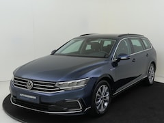 Volkswagen Passat Variant - 1.4 TSI PHEV GTE Business | 360 camera | Dodehoek detectie | Stoel- en stuurwielverwarming