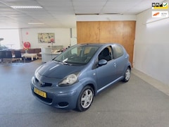 Toyota Aygo - 1.0-12V Comfort Apk Nieuw, Airco, Android, N.A.P, Lm velgen, E-Ramen, 2 sleutels + Boekjes
