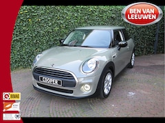 MINI Cooper - 1.5 One Pepper F56 LCI automaat NL-auto, 1ste eig, Clima, Apple carPlay en 16"