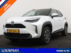 Toyota Yaris Cross - 1.5 Hybrid Style Limited | Panoramadak | Draadloze Telefoonlader | Voorstoelen Verwarmd |