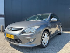 Hyundai i30 CW - 1.6i i-Motion '11 Clima/Navi/Lmv/Trekh/Nap