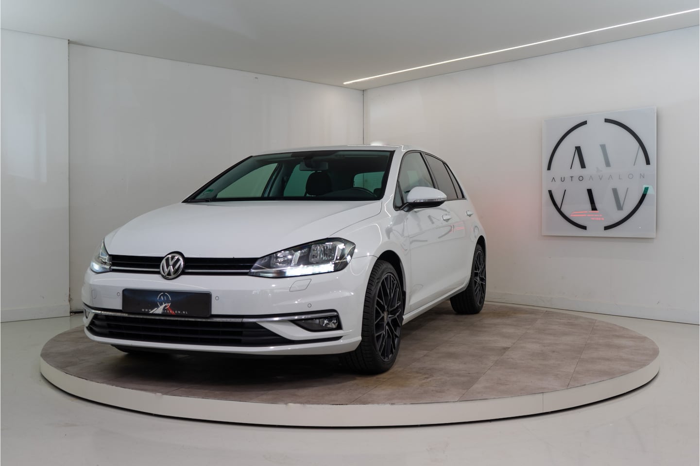 Volkswagen Golf - 1.4 TSI Highline Business R 150PK | Discover Navi | Apple Carplay | Stoelverw. | Garantie - AutoWereld.nl