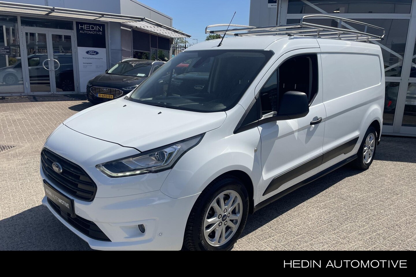 Ford Transit Connect - 1.0 Ecoboost L2 Trend | Marge | Trekhaak | Carplay | Stoelverwarming | - AutoWereld.nl