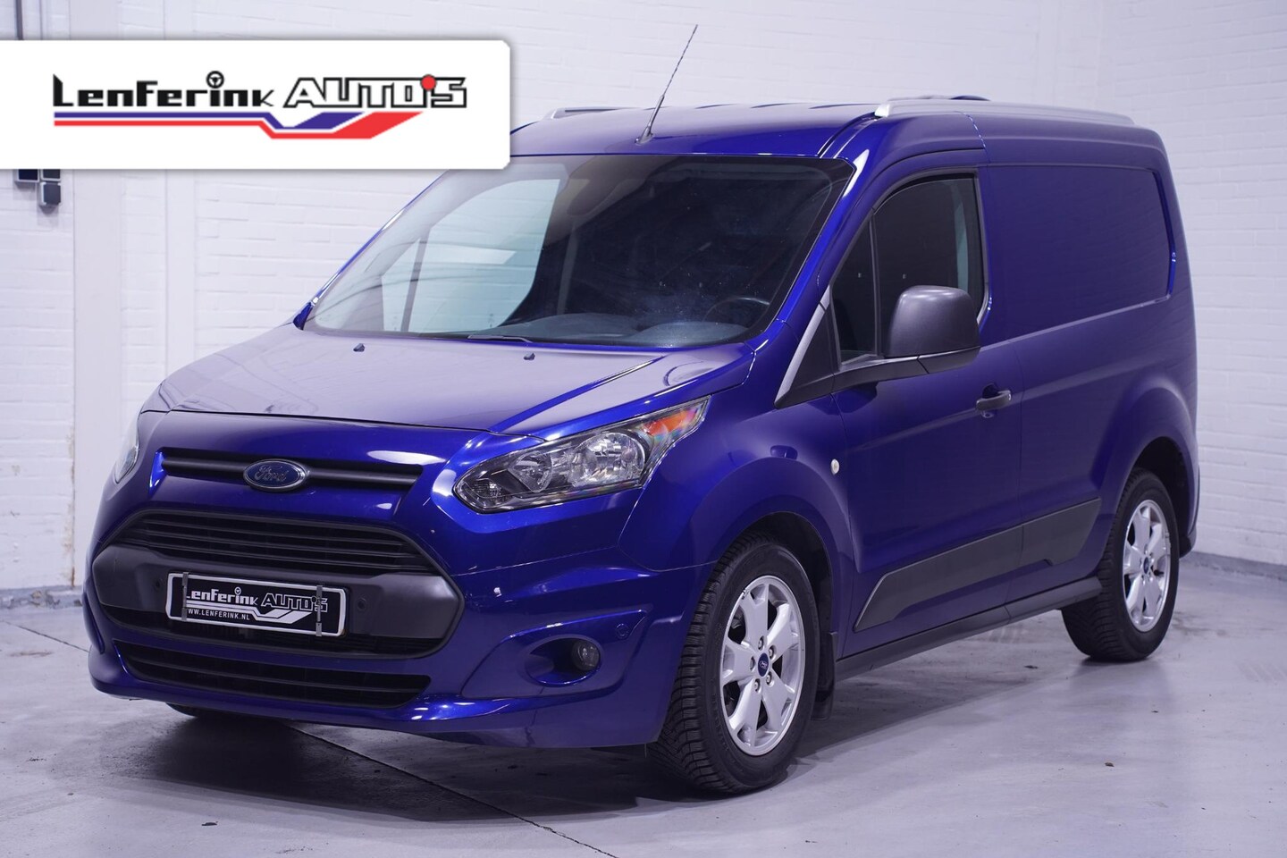 Ford Transit Connect - 1.5 TDCI 120 pk Automaat Trend L1 Navi, Camera Airco ECC, Cruise Control, PDC V+A, NAP, 2- - AutoWereld.nl