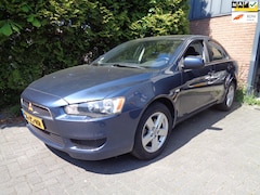 Mitsubishi Lancer Sports Sedan - 1.5 Invite, Airco