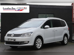Volkswagen Sharan - 2.0 TDI 150 pk DSG Aut. GRIJS KENTEKEN Trekhaak Navi, Adapt.Cruise, 2x Elek. Schuifdeur, L