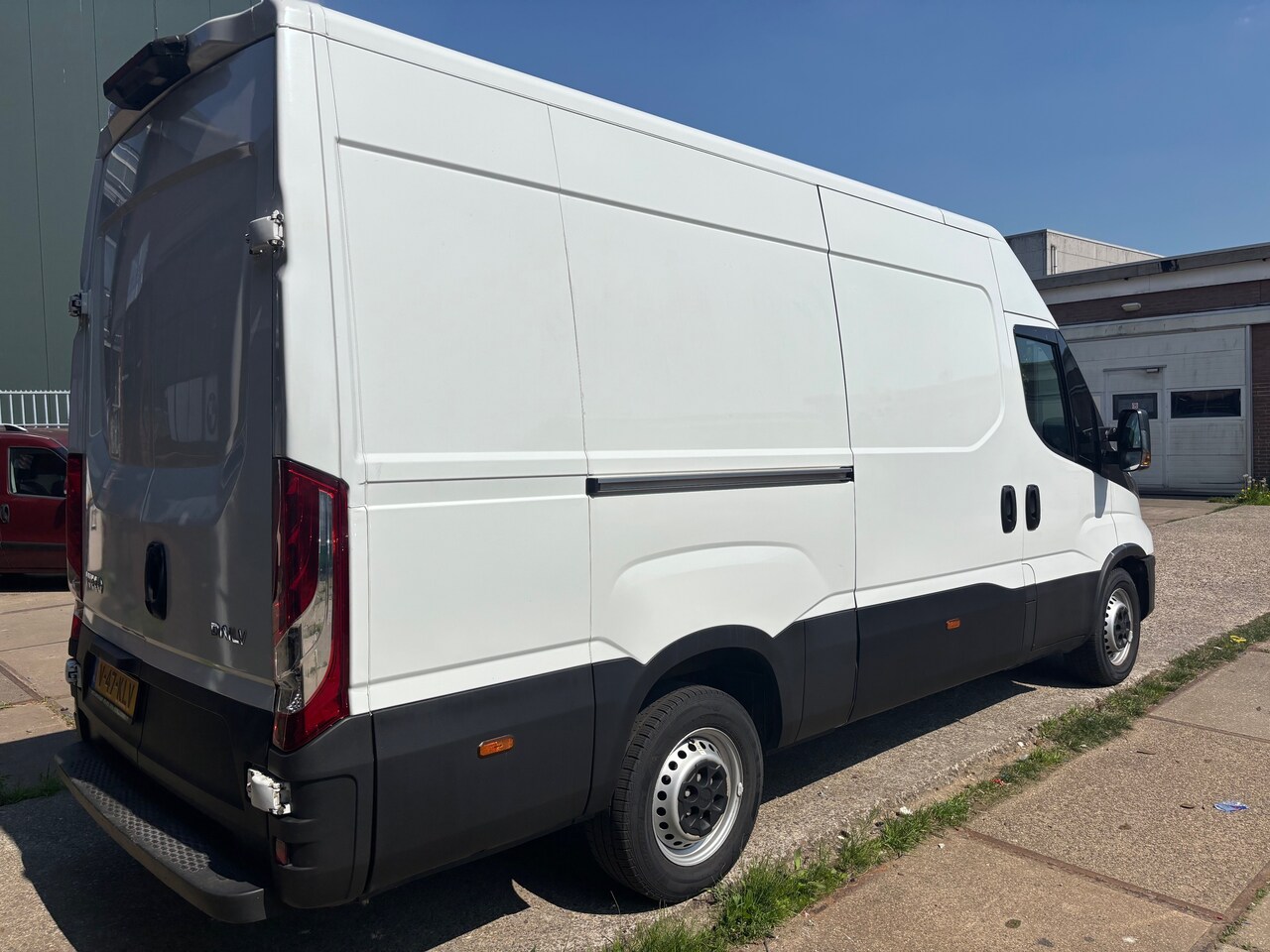 Iveco Daily - 35S14V 2.3 352L H2 MY 2023 AHG 3500 kg!