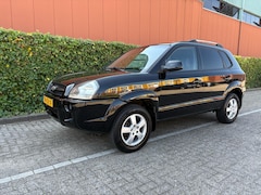 Hyundai Tucson - 2.0i Style Nieuwe apk