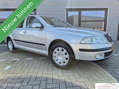 Skoda Octavia Combi - 1.6 AIRCO CRUISE AUTOMAAT NAP