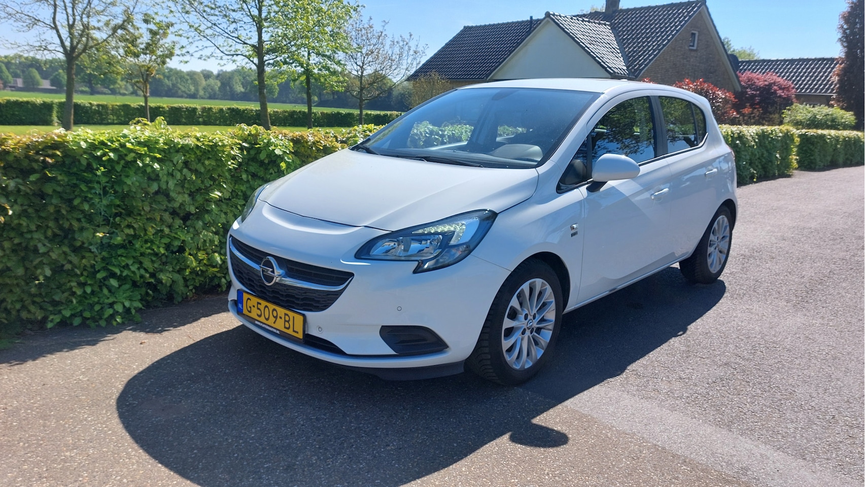Opel Corsa - 1.0 Turbo 120 Jaar Edition CLIMA/NAVI BJ 2019 - AutoWereld.nl