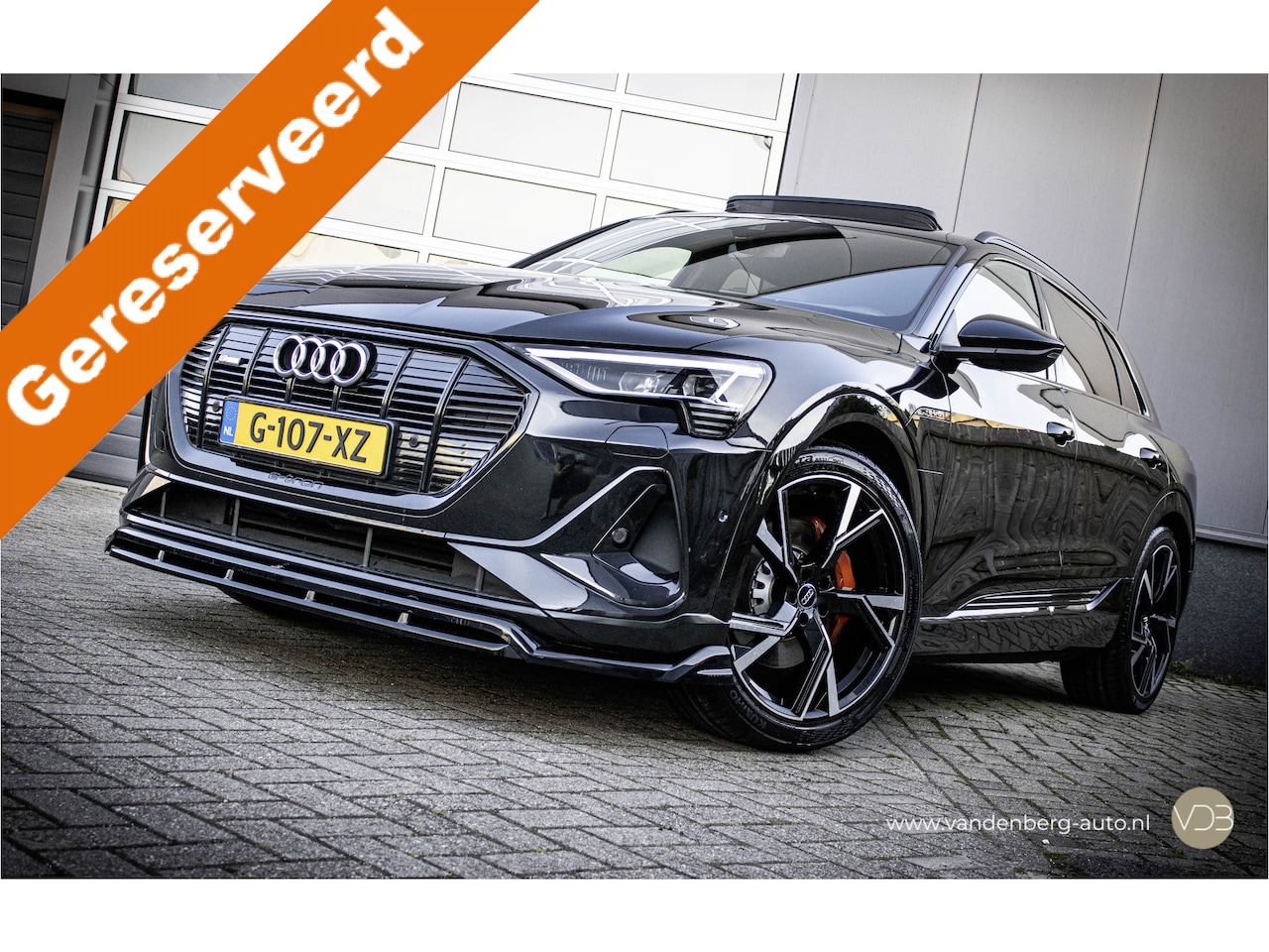 Audi e-tron - 50 Quattro 3x S-Line Black Edition 22inch PANO Origineel NL - AutoWereld.nl