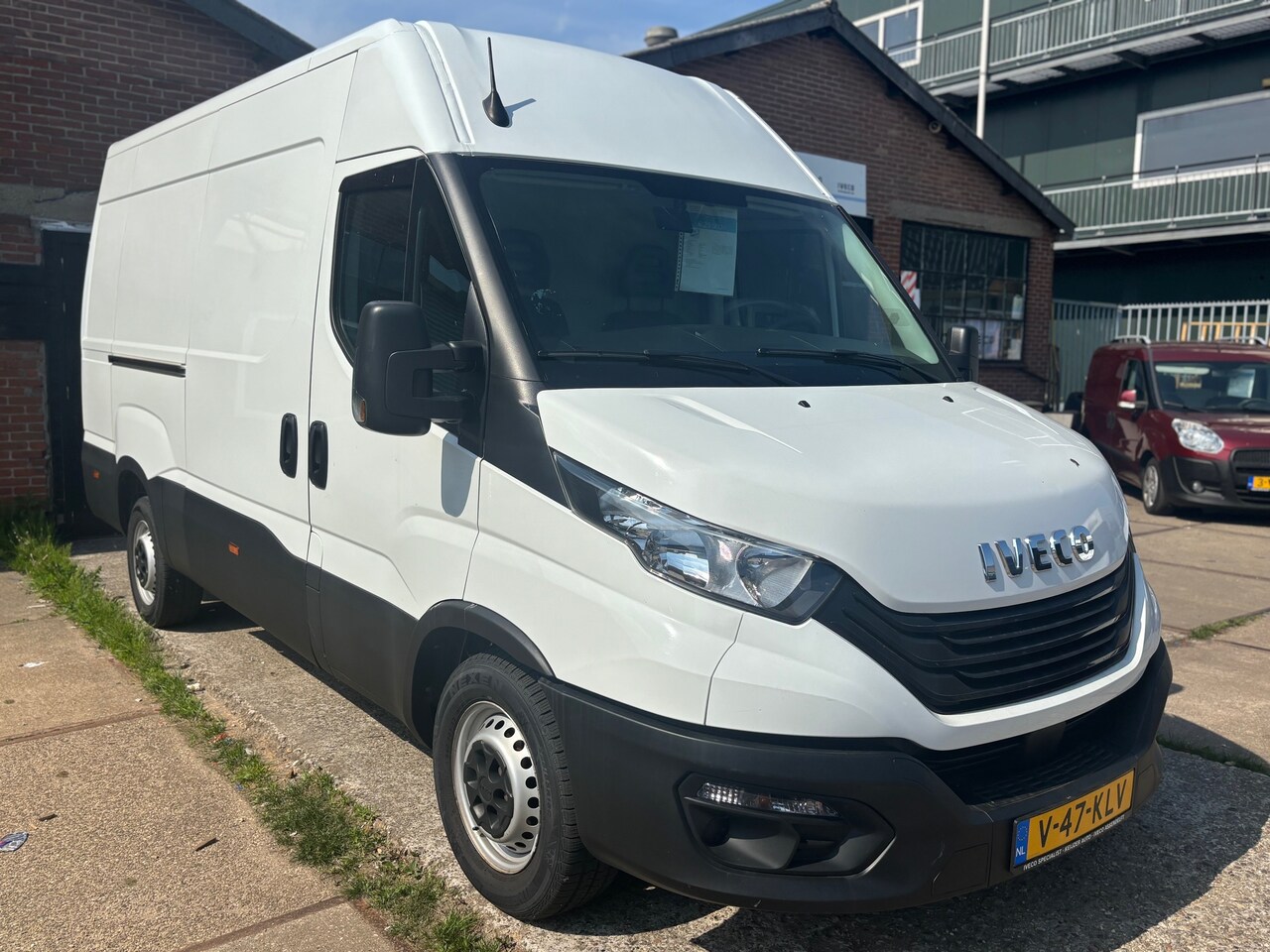 Iveco Daily - 35S14V 2.3 352L H2 MY 2023 AHG 3500 kg!