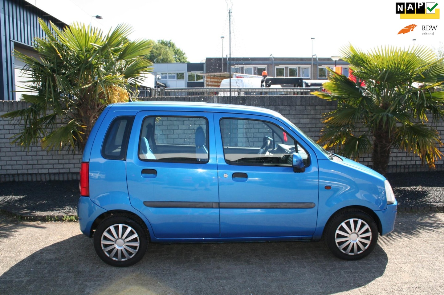 Opel Agila - 1.0-12V Comfort 1.0-12V Comfort - AutoWereld.nl