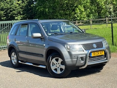Suzuki Grand Vitara - 2.0-16V Exclusive /Automaat/Trekhaak/Airco/