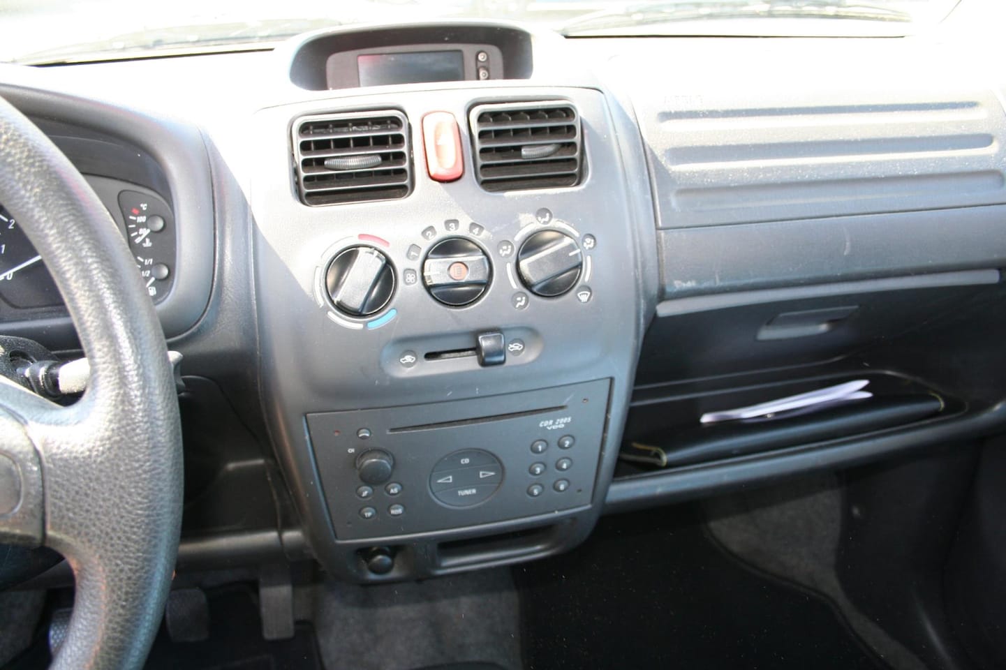 Opel Agila - 1.0-12V Comfort 1.0-12V Comfort