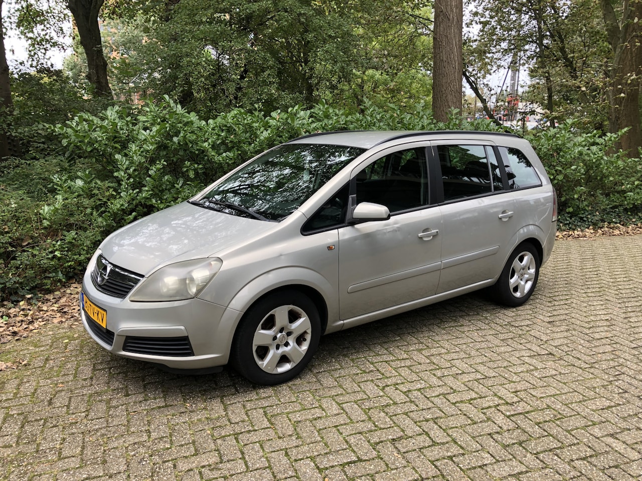 Opel Zafira - 1.9 CDTi Business EXPORT !! - AutoWereld.nl