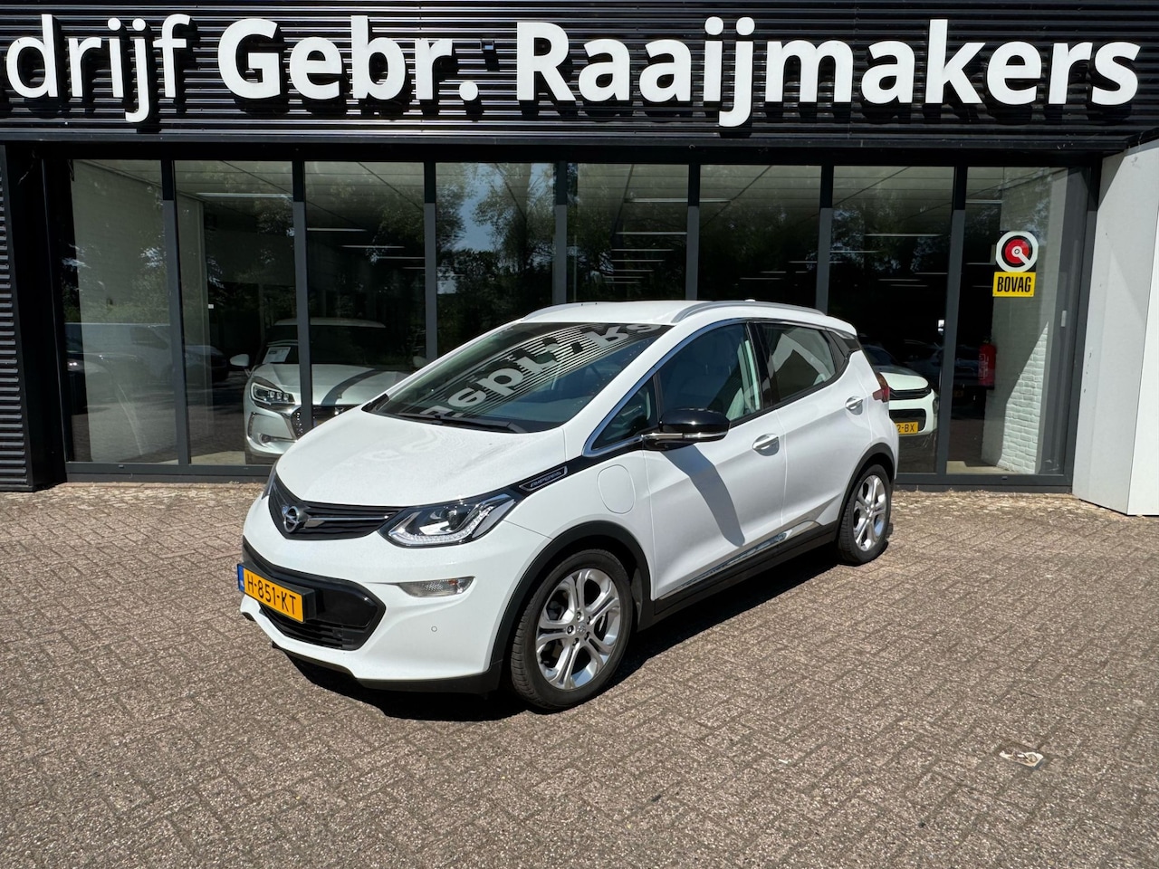 Opel Ampera-e - Business executive 60 kWh *Navigatie*ECC*EXPORT* - AutoWereld.nl
