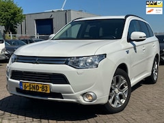 Mitsubishi Outlander - 2.0 PHEV Instyle | 4WD | Pano