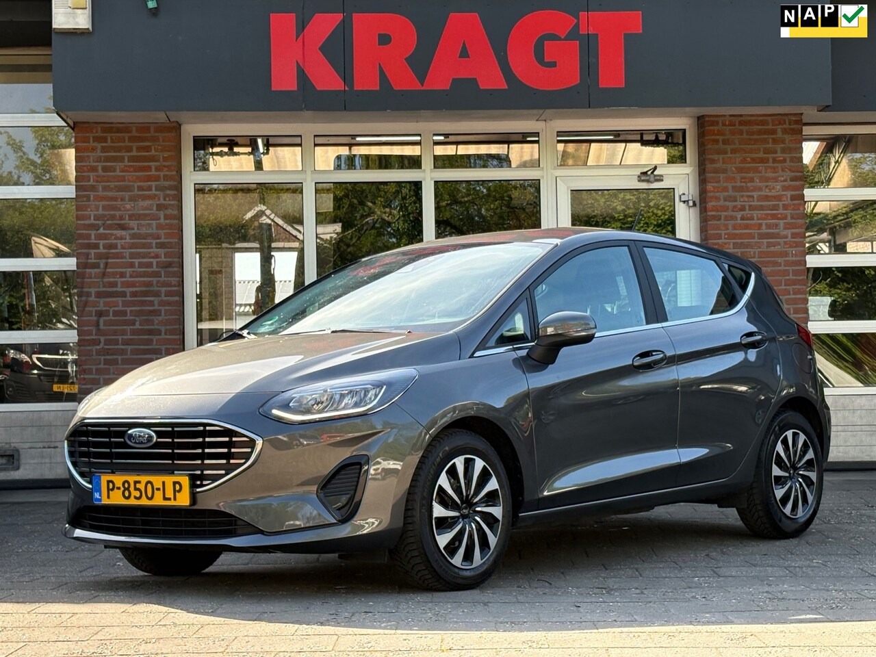 Ford Fiesta - 1.0 EcoBoost Hybrid Titanium X - NAP - Apple carplay - Navi - 5 deurs - AutoWereld.nl