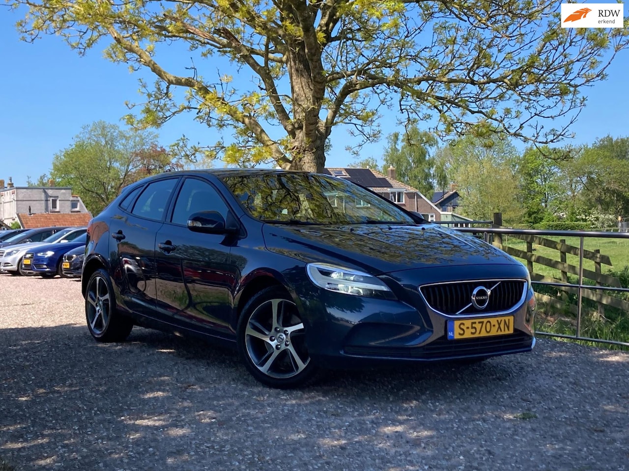 Volvo V40 - 2.0 T2 Kinetic | Navi + Clima + Cruise nu € 12.450,-!!! - AutoWereld.nl