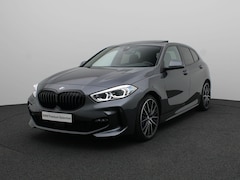 BMW 1-serie - 5-deurs 118i High Executive | M Sportpakket | Comfort Pack | Audio Media Pack | Parking Pa
