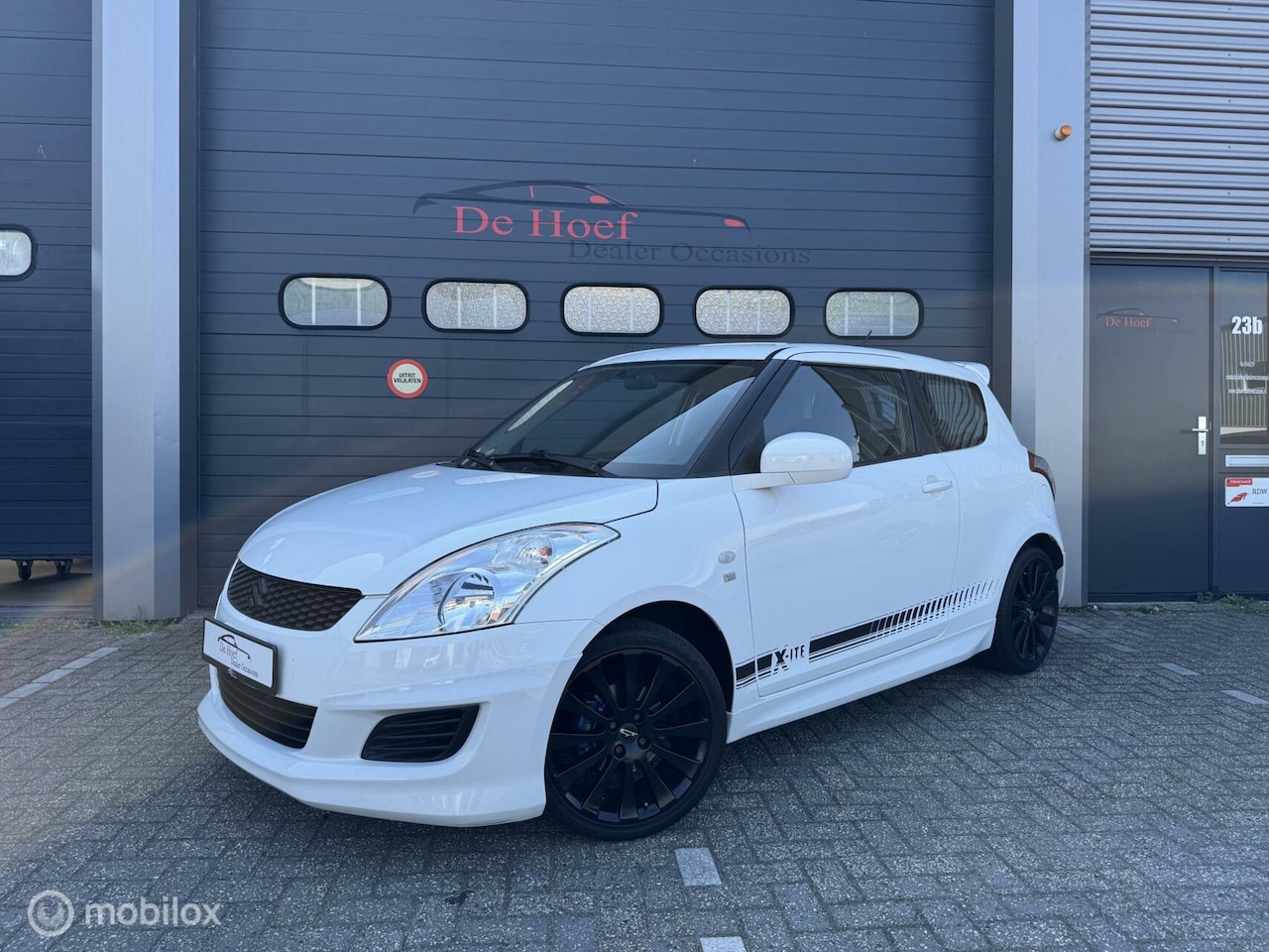 Suzuki Swift - 1.2 X-ite ✓Airco ✓Sportpakket ✓Nw APK - AutoWereld.nl