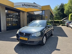 Volkswagen Polo - 1.4-16V Optive 5drs Airco