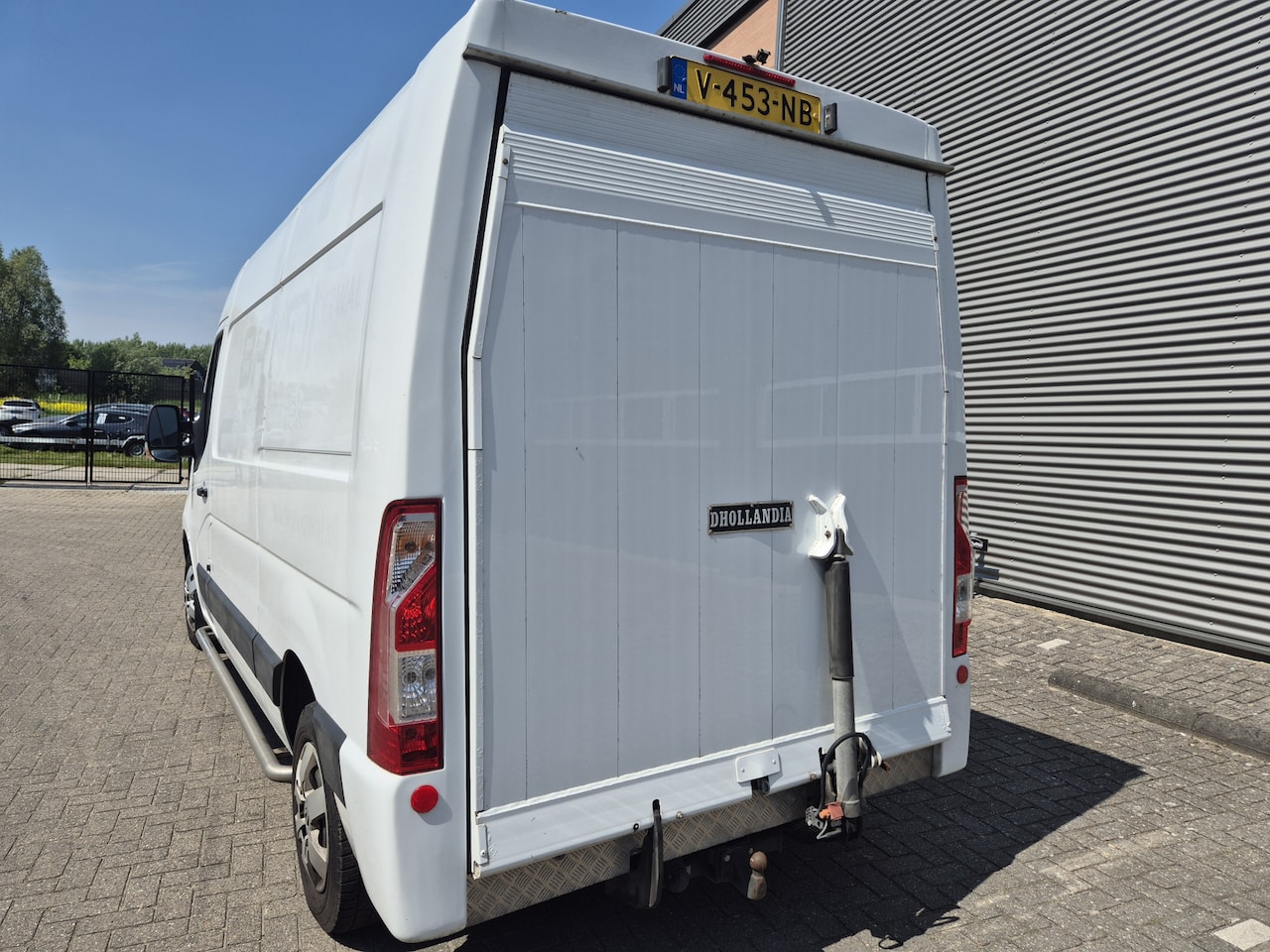 Renault Master - T35 2.3 dCi laadklep euro6 L2H2 trekhaak standkachel airco cruise 3-pers 150pk 220v standk - AutoWereld.nl
