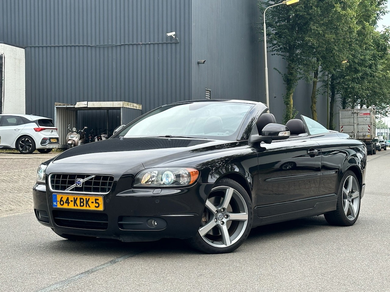 Volvo C70 Convertible - 2.0D Momentum/CABRIO/AUTOMAAT - AutoWereld.nl