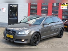 Audi A3 - 1.4 TFSI Ambiente , AIRCO , GROOT SCHERM , 17'' INCH